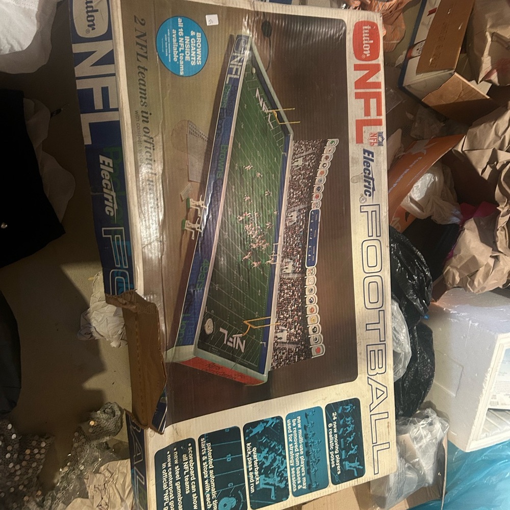 Vintage NFL Electric Football Game